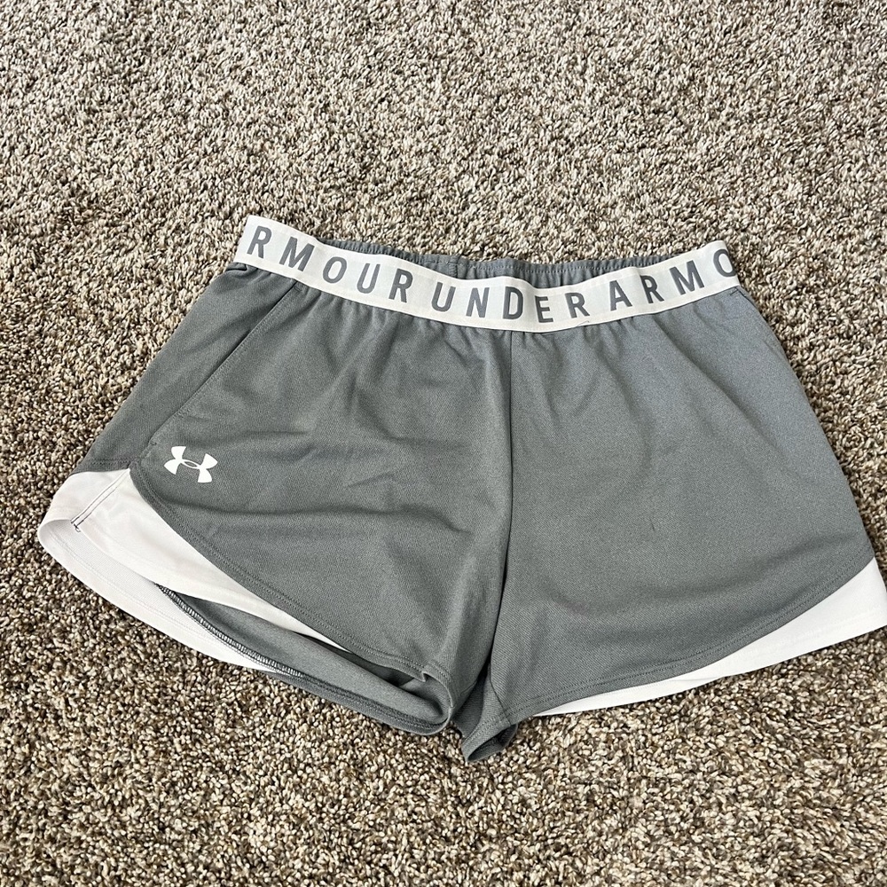 Under Armour Women’s Medium Shorts